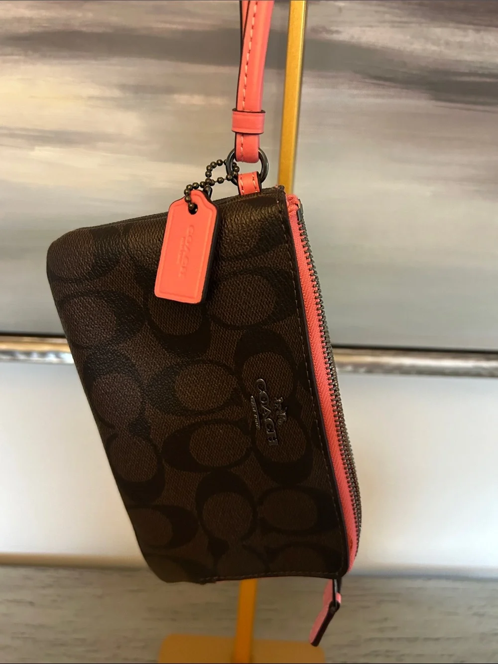 Coach Double corner Zip Signature Wristlet NWT
